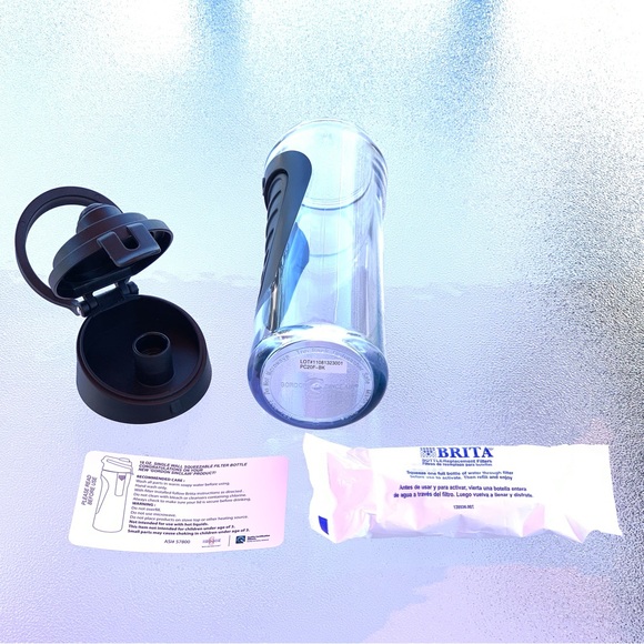 Reusable Water Bottle with Brita Filter - Picture 4 of 5